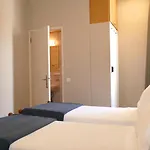 Sao Filipe 3* פארו