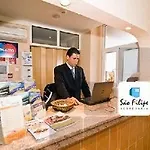 Πανσιόν Sao Filipe Φάρο
